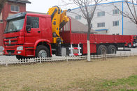 Camion lourd rouge de cargaison de la grue 6.3T 8T 10T 12T du camion de grue de Sinotruk Howo/XCMG