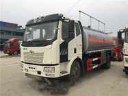 Roue de FAW 4x2 15000 litres de carburant de camion mobile 8450x2500x3200mm de distributeur