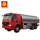 Bateau-citerne de camion de réservoir de carburant de l'euro 2, Sinotruk Howo 20000 litres transporteur de carburant diesel de 6000 gallons