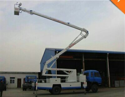 Camion mobile de plate-forme de travail aérien avec le transporteur isolant de taille de 28M et le bras isolé