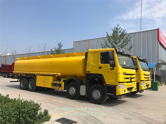 Chine Fournisseur Export de véhicules de fret de camions de carburant réservoirs d'huile de pétrole de camions-citernes