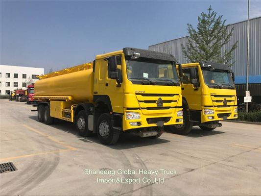 Chine Fournisseur Export de véhicules de fret de camions de carburant réservoirs d'huile de pétrole de camions-citernes