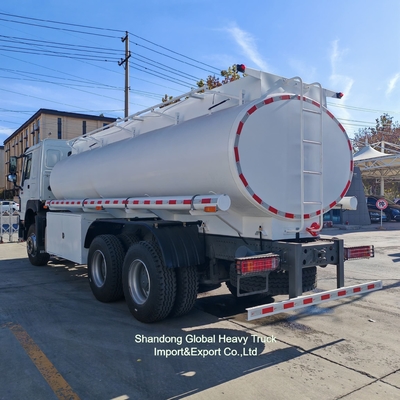 Camion neuf et d'occasion HOWO Camion pétrolier/carburant/eau 371HP 6*4 Bowser
