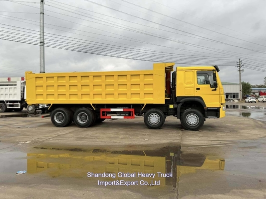 Sinotruck HOWO 25t-100t 8*4 Diesel véhicule de livraison d'occasion 12 roues
