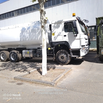 Tout nouveau Sinotruk HOWO 6X4 20000L réservoir d'huile camion-citerne de carburant à vendre aux Philippines