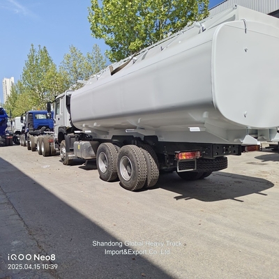 Tout nouveau Sinotruk HOWO 6X4 20000L réservoir d'huile camion-citerne de carburant à vendre aux Philippines