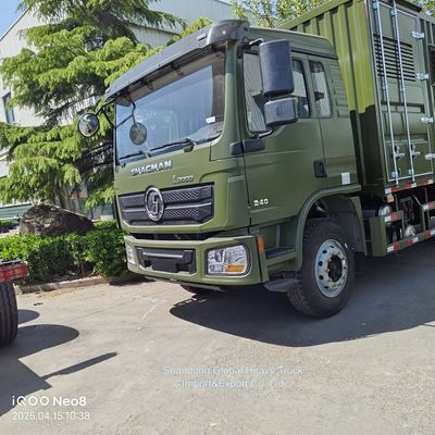 Sinotruk HOWO 4×2 Drive Cargo Truck avec moteur de 210 ch et camion de boîte en tôle ondulée en alliage d'aluminium