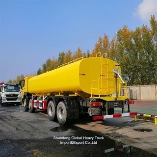 HOWO réservoir d'eau 6X4 20000 litres booster de pulvérisation d'eau camion réservoir d'eau