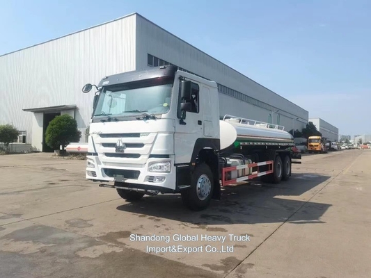Nouveau et d'occasion Shacman HOWO pétrole / carburant / réservoir d'eau camions-citernes à vendre