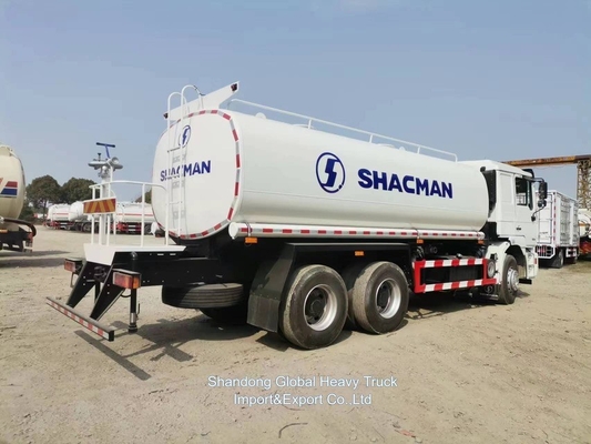 Sinotruk HOWO 4*2 6X4 20000 litres réservoir d'eau mini camion