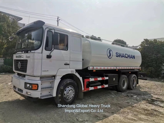 Sinotruk HOWO 4*2 6X4 20000 litres réservoir d'eau mini camion