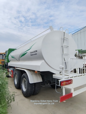 Sinotruk HOWO Réservoir d'eau Tracteur de lutte contre les incendies Cargo 6X4 Deliver Bowser Trailer