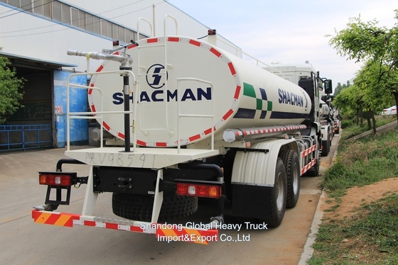 Nouveau et d'occasion Shacman HOWO pétrole / carburant / réservoir d'eau camions-citernes à vendre