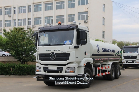 Nouveau et d'occasion Shacman HOWO pétrole / carburant / réservoir d'eau camions-citernes à vendre