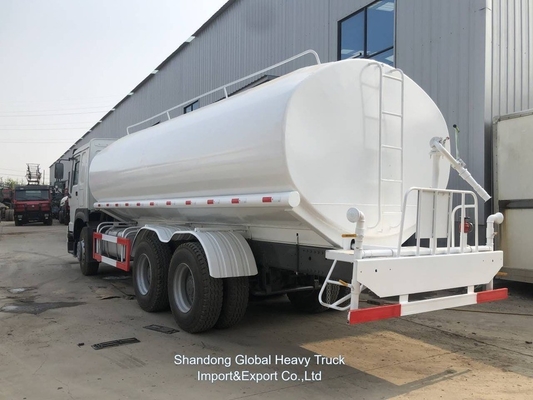 HOWO 8X4 Camion-citerne à eau légère à aspersion