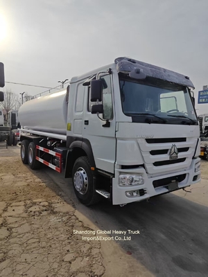 Dongfeng Sinotruck HOWO Shacman camions-citernes à eau lourds de 18000L