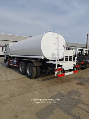 Moteur diesel Sinotruck HOWO 6X4 336HP HOWO 10 Pneus 20000 litres Rincineur de l'eau