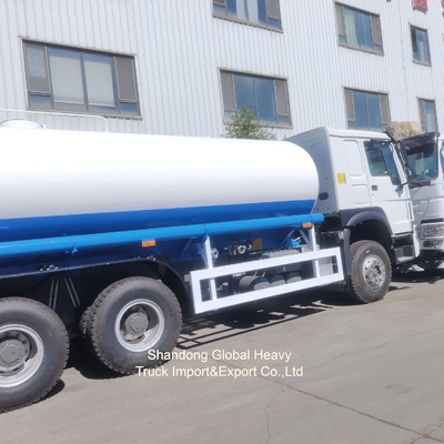 20000L 30000 litres Sinotruk nouvellement utilisé HOWO 6*4 Sprinkler réservoir d'eau camion-citerne