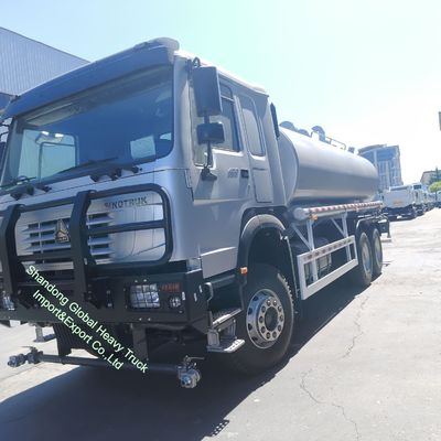 HOWO 6×4 Camion réservoir d'eau 20000 litres Camion pulvérisateur avec réservoir résistant à la corrosion