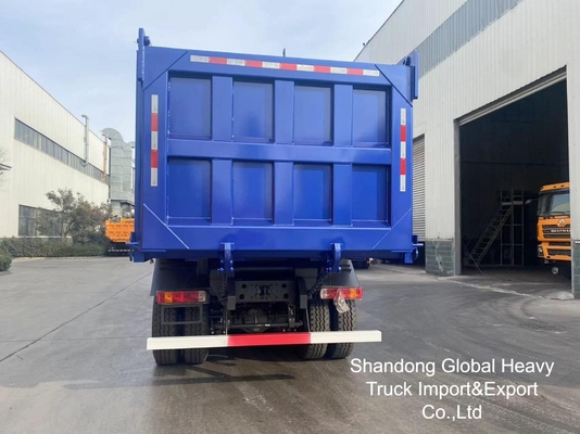 Chine Sinotruk HOWO Camion benne d'occasion 371/375HP 8X4 avec conduite à droite en stock