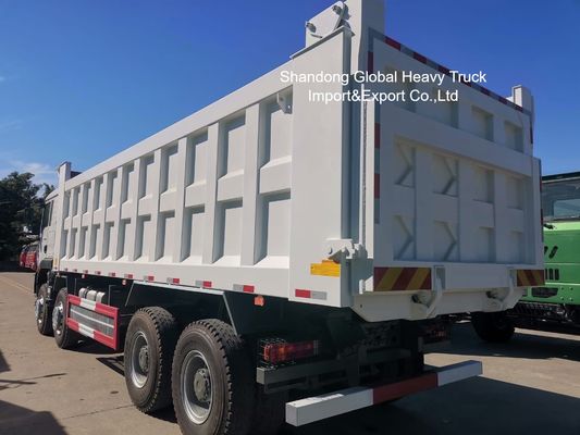 Shacman 8×4 camion-décharge avec moteur 420HP et corps en acier haute résistance pour l'exploitation minière en Zambie