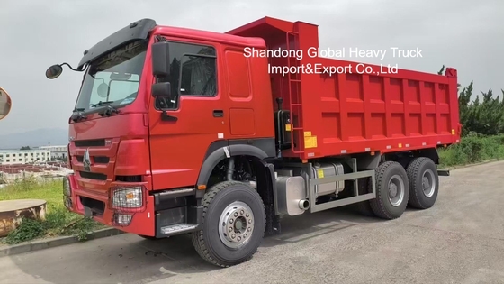Camion benne HOWO robuste avec châssis en acier renforcé, benne en forme de U et système hydraulique de levage avant HYVA