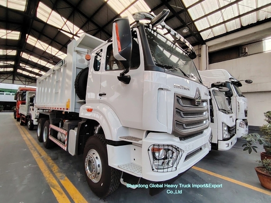 Camion benne HOWO NX 6X4 de 371 ch avec une capacité de 18-25 m³