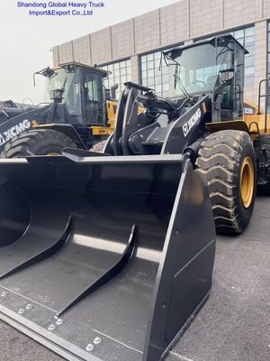 Chargeuse sur pneus SEM 655D de 5 tonnes avec godet de 3,0 à 4,5 m³