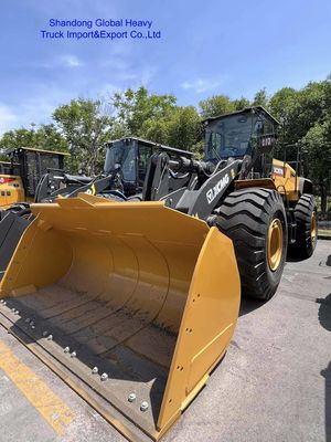 Chargeuse sur pneus avant XCMG XC948E, capacité de charge nominale de 4 tonnes, godet de 2,4 m3 et dimensions de 7882*2500*3405mm