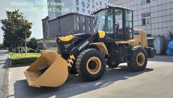 XCMG LW300KN chargeur à roues de 3 tonnes avec 92 kW de puissance pour la construction d'autoroutes