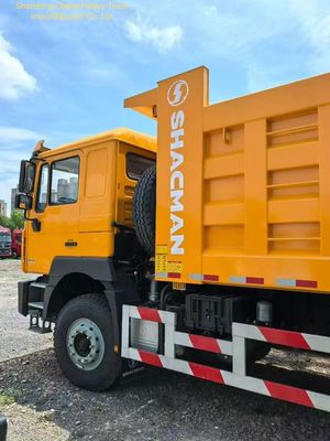 Camion benne Shacman F3000 6×4 avec une charge utile de 25 à 30 tonnes, construction robuste et châssis en acier haute résistance