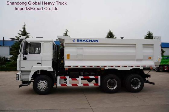 Shacman F3000 camionneur de décharge lourd avec boîte de vitesses manuelle FAST à 12 vitesses MAN 16T essieux arrière et réservoir en alliage d'aluminium de 400L