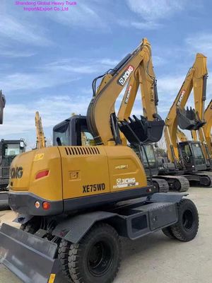 Excavatrice à roues de 7 tonnes à haute efficacité avec une capacité de 0,23 m3 et un moteur de 48 kW pour déplacer la terre