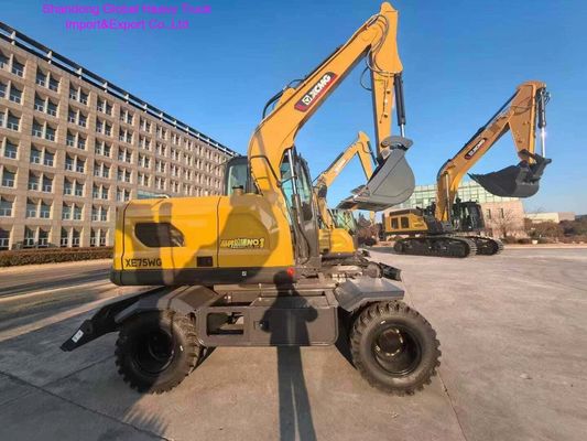 Excavatrice à roues de 7 tonnes à haute efficacité avec une capacité de 0,23 m3 et un moteur de 48 kW pour déplacer la terre