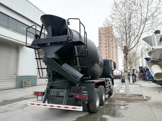 Sinotruk HOWO 6X4 Camion de mélangeur de béton lourd de 12 m3 avec une charge utile de 30 tonnes et un moteur de 300 à 400 ch