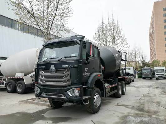 Sinotruk HOWO 6X4 Camion de mélangeur de béton lourd de 12 m3 avec une charge utile de 30 tonnes et un moteur de 300 à 400 ch