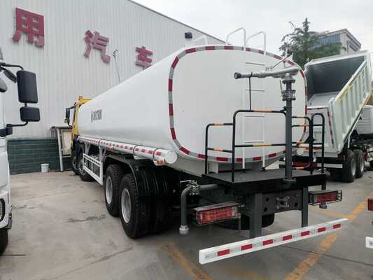 Camion-citerne d'eau de capacité 10000L à décharge bidirectionnelle et châssis Sinotruk HOWO