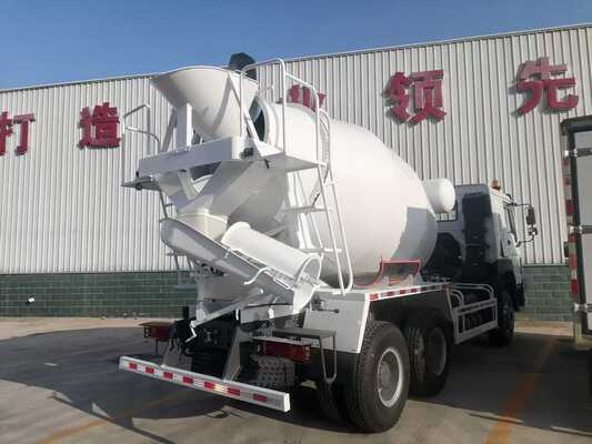 Nouveau HOWO TX 350 HP Euro 6 Camion à béton avec 8×4 entraînement pour la construction