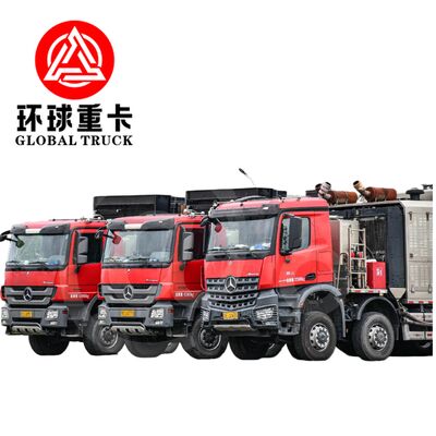 Camion de fracturation de champs pétrolifères de 2800 chevaux avec une configuration de conduite 8 × 6 et une pompe à plongeur haute pression pour le forage pétrolier