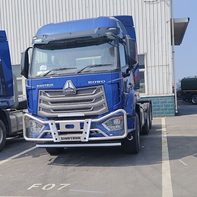HOWO NX 6×4 Truck tracteur avec moteur diesel de 420 chevaux, transmission manuelle lourde et châssis renforcé pour l'exploitation minière