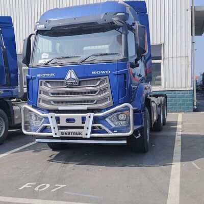 HOWO NX 6×4 Truck tracteur avec moteur diesel de 420 chevaux, transmission manuelle lourde et châssis renforcé pour l'exploitation minière