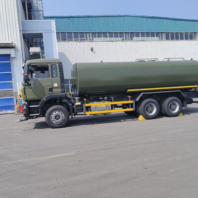 Camion-citerne d'eau HOWO TX 6×4 avec charge utile 20T, norme d'émission Euro 2 et roue motrice 6×4 pour le nettoyage des routes