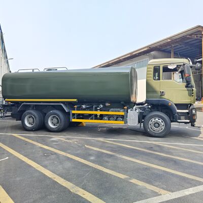 HOWO TX 6×4 camion-citerne à eau avec charge utile de 20 tonnes et norme d'émission Euro 2 pour la suppression de la poussière routière et l'utilisation municipale