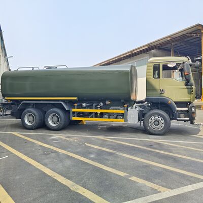 Camion-citerne d'eau HOWO TX 6 × 4 avec charge utile de 20 T et norme d'émission Euro 2 pour le contrôle de la poussière routière