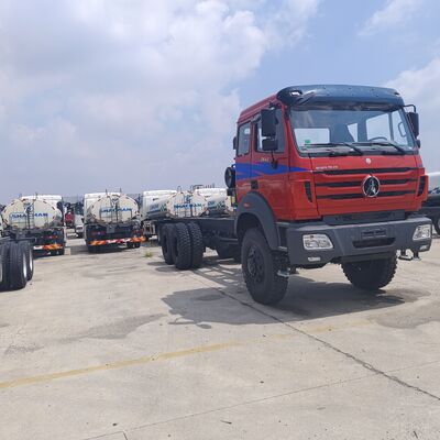 Camion tracteur robuste BEIBEN 2648 6 × 4 avec moteur WEICHAI 480HP et châssis technologique Mercedes-Benz
