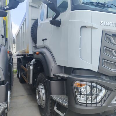Camion-benne robuste HOWO NX 6 × 4 avec moteur de 400 CV et charge utile de 25 à 35 tonnes pour l'exploitation minière et la construction