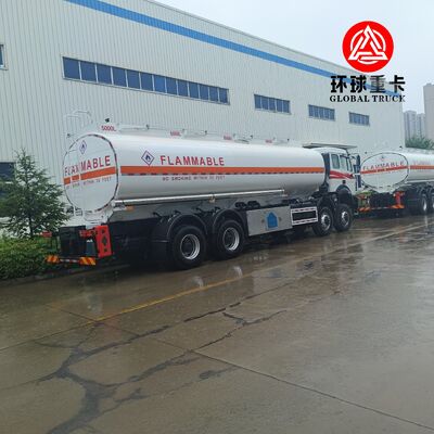 Camion citerne à carburant robuste Beiben 8x8 de 35000L pour les opérations minières au Congo