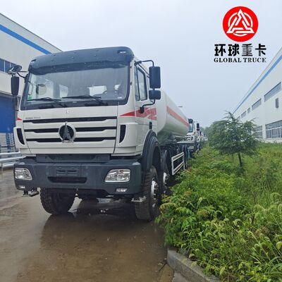 Beiben 8x8 35000L camionneur-citerne à carburant minier lourd pour le transport au diesel au Congo