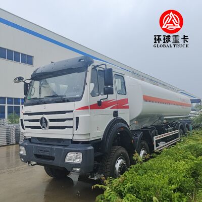 Camion citerne à carburant tout-terrain robuste Beiben 8x8 de 35 000 L pour l'exploitation minière au Congo