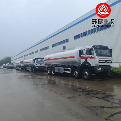 Beiben 8x8 35000L Camion-citerne à carburant Camion-citerne diesel lourd pour le projet minier du Congo